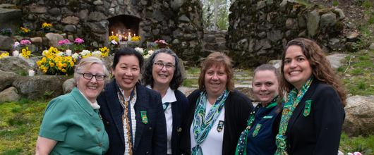 GSEMA volunteers and Girl Scouts at an appreciation event